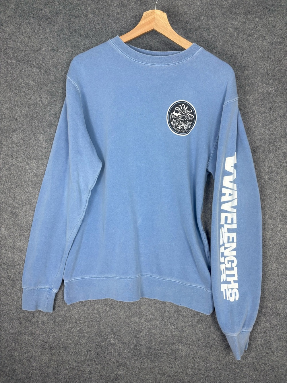 Wavelength Morro Bay California Crewneck Sweatshirt Small Blue Graphic Surf
